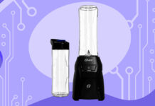 Blender Oster Power To Go com 2 jarras OBLD100