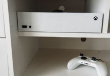 Console Xbox Series S e Controle Branco